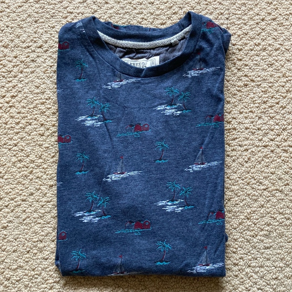 Men’s T-shirt